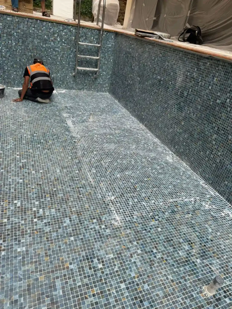 تبليط مسابح بجدة